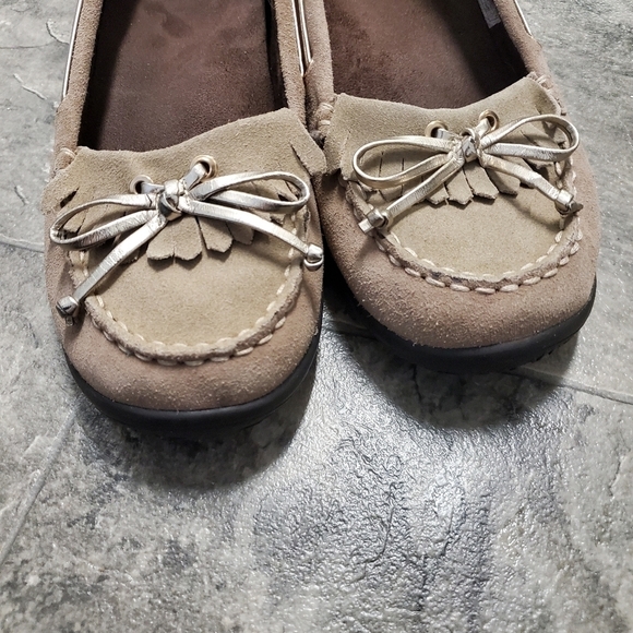 Vionic Orthaheel Petaluma Oak Taupe Suede Leather Kiltie Moc Toe Driving Loafers - Picture 3 of 10